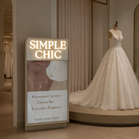 Enseigne Lumineuse LED en Acrylique Dépoli Élégante avec Logo en Acier Inoxydable pour Boutique de Mariée, Magasin de Robes de Mariage, Publicité en Centre Commercial, Autoportante