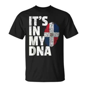 T-shirt It's In My Dna avec drapeau de la République dominicaine, fierté des racines nationales - Product Image 1