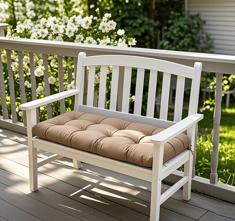 Quilted Outdoor Lounge Garden Swing Sofa