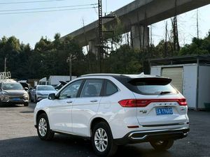 Great Wall China Haval M6 2021 SUV Automatique <span class=keywords><strong>5</strong></span> <span class=keywords><strong>portes</strong></span> <span class=keywords><strong>5</strong></span> places Toit ouvrant électrique Sièges en cuir Conduite à gauche Voiture d'occasion - Product Image 6