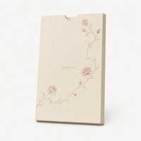 Boîte en papier kraft en gros avec rabat, motif floral rose, insert enveloppe pour cartes et invitations de mariage