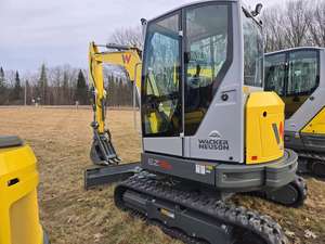 Nouvelle mini-excavatrice Wacker Neuson EZ36 modèle HT18, moteur Yanmar, poids opérationnel de 1,8 tonne, pour usage domestique et agricole, 800 kg, avec nouvelle benne. - Product Image 3