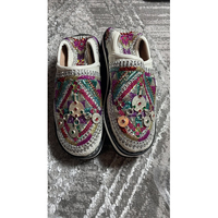 El yapımı Fas Aouge Babuşu, Berber desenli deri terlik, unisex, iç ve dış mekan kullanımı için.