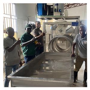 Eruis a buon mercato serbatoio di raccolta del sangue attrezzature per macellazione di pollame pollo Mobile macello macchina storditore - Product Image 1