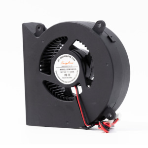 100x100x33mm 10033 DC Zentrifugalgebläse 12V 24V Bürstenloser Kugellager-Lüfter mit Geringer Lautstärke Kompakter Druckerkühler OEM ODM - Product Image 3