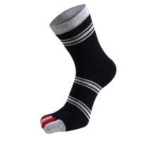Xianghui coussin respirant haute qualité coton extérieur logo personnalisé course sport 5 doigts orteil chaussettes pour hommes