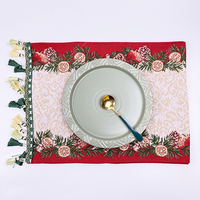 Nappe de Noël en gros, tapisserie tissée à motif festif avec pompons pour décoration de table de luxe, tapis personnalisé