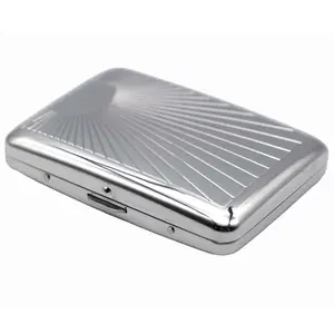 Portasigarette da fumo in metallo quadrato portatile classico in acciaio inossidabile Flip portasigarette in argento