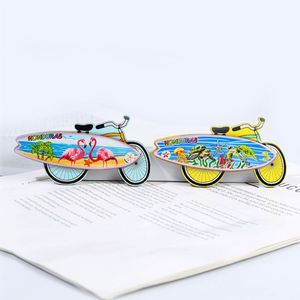 Aimant de réfrigérateur 3D personnalisé en gros, souvenir touristique, aimant de réfrigérateur en bois en forme d'île pour la décoration de la maison et comme cadeau - Product Image 1
