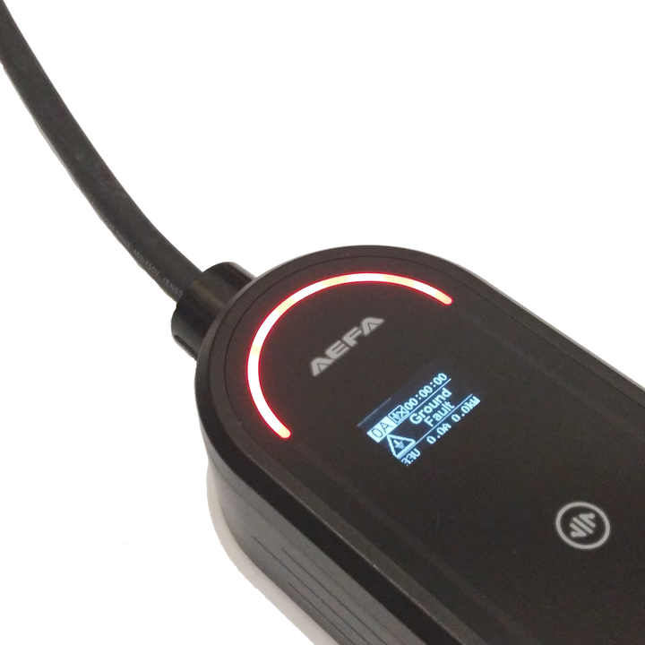 Audi e-tron Charging Kit 逃がし 3kw 