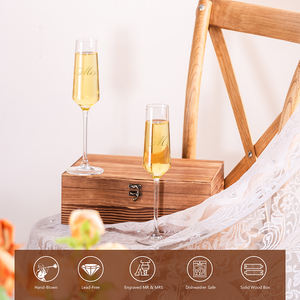 Ensemble de flûtes à <span class=keywords><strong>champagne</strong></span> en cristal gravées sur mesure de 8oz avec ouvre-bouteille bouchon de vin dans une boîte-cadeau en bois pour les femmes <span class=keywords><strong>anniversaire</strong></span> mariage - Product Image 2