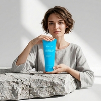 Nettoyant moussant bio OEM à l'aloe vera et à l'acide hyaluronique, nettoyage en profondeur, hydratation douce pour tous types de peaux, démaquillant