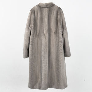 <span class=keywords><strong>Cappotto</strong></span> Lungo da Donna NAFA Personalizzato di Lusso in Vera Pelliccia di Visone Grigio con Scollo a V di Alta Qualità a un Buon Prezzo - Product Image 2
