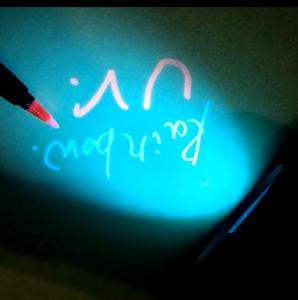 Pennarelli Neri Permanenti con Messaggio Segreto in 3 Colori, Penne Magiche con Inchiostro Invisibile che Scompare alla Luce UV <span class=keywords><strong>per</strong></span> Disegno - Product Image 5