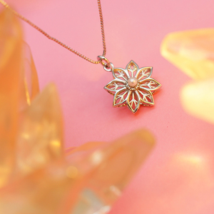 Elegant <b>Solid</b> 9K/14K/18K <b>Gold</b> Hollow Petal <b>Pendant</b> with Freshwater Pearl for Romantique Anniversary Jewelry - Product Image 3