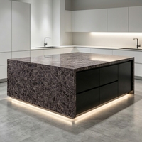 Marbre gris-violet profond contemporain, idéal pour les environnements intérieurs professionnels haut de gamme, murs décoratifs modernes pour salles de réunion