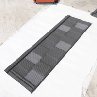 Tuile de toiture métallique revêtue de pierre, durable, moderne, résistante à la chaleur et aux UV, ignifuge, pour temples et appartements, offrant une valeur d'investissement à long terme