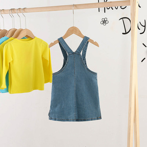Fabricante de Ropa, Nuevo Producto, Vestido de Mezclilla para Bebé Niña con Ajustador de Tirantes, de Fábrica China - Product Image 3
