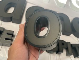 Letrero de letras de construcción Letras de canal de día/noche personalizadas Letreros de negocios iluminados en negro/blanco - Product Image 2