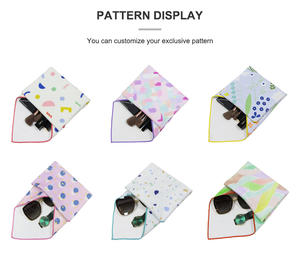 Sac de maquillage en tissu pour emballage d'<span class=keywords><strong>ordinateur</strong></span> pour tablette imprimé personnalisé Accessoires d'appareil photo durables Protection Serviettes d'emballage auto-adhésives - Product Image 5