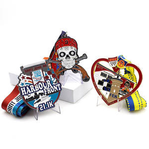 เหรียญเฟียสต้าเคลือบสีสันพร้อมริบบิ้นโลหะหล่อโลหะของที่ระลึกดีไซน์ตามสั่ง - Product Image 2