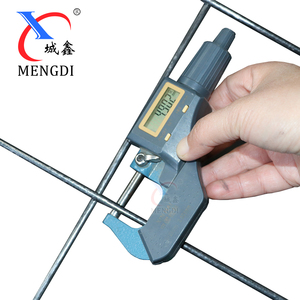 Vente flash, prix réduit, <span class=keywords><strong>grillage</strong></span> soudé en béton 8x8 6x6, anti-escalade, haute sécurité, <span class=keywords><strong>grillage</strong></span> pour poulailler, clôture en <span class=keywords><strong>grillage</strong></span> - Product Image 2
