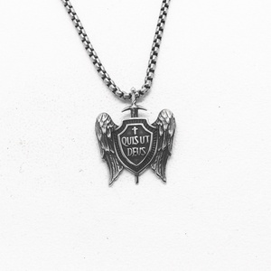 Pendentif vintage en acier titane avec croix, épée, bouclier et ailes, collier pendentif tendance en acier inoxydable, bijoux pour hommes - Product Image 1