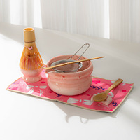 Ensemble de matcha en céramique de style japonais rose avec bol et bec verseur pour la cérémonie du thé