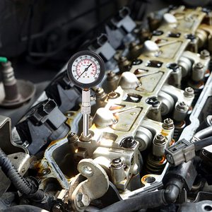 Outil de Test de pression de cylindre de moto automobile Kit de testeur de <span class=keywords><strong>Compression</strong></span> avec adaptateurs Test moteur à essence à gaz - Product Image 6