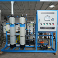 Dispositif de dessalement d'eau de mer portable Usine de dessalement d'eau de mer solaire Machines de traitement de l'eau Équipement d'eau pure