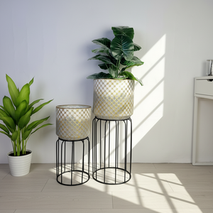 Juego <span class=keywords><strong>de</strong></span> 2 Macetas <span class=keywords><strong>de</strong></span> Piso Estilo Mid-Century con Soporte, Diseño Tejido, Degradado Blanco y Gris, Macetas <span class=keywords><strong>Grandes</strong></span> <span class=keywords><strong>de</strong></span> Metal para Interiores, 11.8"x29" 8.7"x21.7" - Product Image 3