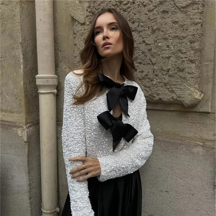 New fashion spring 2024 women's round neck bow decorated with long sleeves sequins short lace shirt top