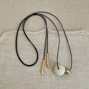 Colliers de mode en perles ajustables, simples, personnalisés et exquis, de style européen et américain, pour femmes - Product Image 6