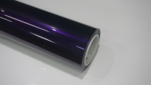 ฟิล์มไวนิล PET สีม่วงมิดไนท์เมทัลลิกเงาสำหรับหุ้มรถยนต์  แบบไล่อากาศได้  <span class=keywords><strong>แผ่น</strong></span>เปลี่ยนสีรถยนต์สำหรับตกแต่งภายนอกรถยนต์ - Product Image 2