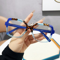 Monture de lunettes Myopie féminine Peut être équipée d'un miroir plat sans degré Tendance masculine Lunettes à lumière bleue Monture de lunettes