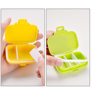 Boîte à pilules rectangulaire portable multifonctionnelle anti-poussière en PP avec compartiments indépendants et verrou de sécurité - Product Image 4