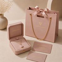 Ensemble d'emballage de bijoux personnalisé Lionwrapack : Boîte à collier en cuir, sac à chaîne, carte, tissu, logo, ensemble de boîtes à bijoux FSC