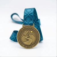 Ensemble de course personnalisé pour demi-marathon : Maillot à sublimation dégradée avec médaille et sac à cordon pour événement de course urbaine