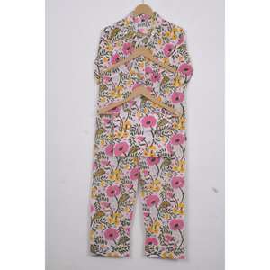 Nouvel ensemble de pyjama en coton à motif floral, imprimé à la main, vêtements de nuit pour femmes, ensemble de détente léger pour l'été - Product Image 2