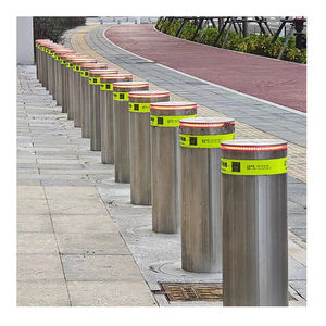 Высокое качество 304 из нержавеющей стали гидравлический бордовый отражающий ленточный Автоматический подъемный противоударный изоляционный барьер - Product Image 1