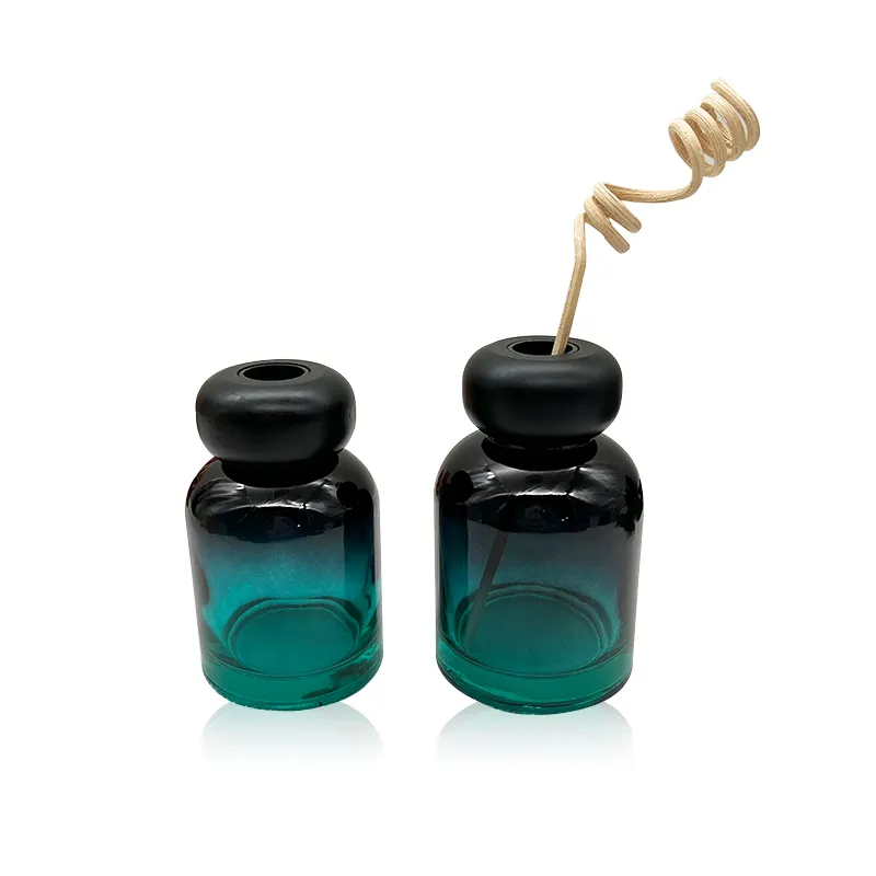नई डिजाइन 100ml 150ML ढाल रंग Aromatherapy बोतल आग-नि: शुल्क रतन खाली विसारक कांच की बोतल के साथ लकड़ी ढक्कन