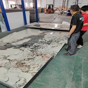 แผ่นหินอ่อนพีวีซีแผ่นผนังกันแสงยูวีเงาสูงขนาด1220*2440มม. สำหรับตกแต่งผนังภายในแผ่นไม้วีเนียร์ไม้ไผ่ทนไฟ - Product Image 3