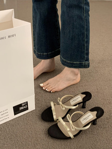 Sandalias de Tacón Alto con Diseño de Tiras, Estilo Hada Francesa, Punta Abierta, Color Negro para Mujer, Tacón Delgado para Hombre, Hermosas para las Tendencias de Moda de Verano - Product Image 6