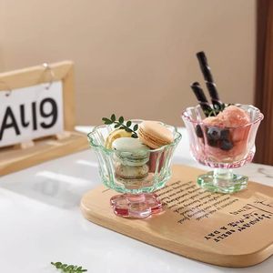 Tazones de Postre de Vidrio de 8 oz con Base Pesada, Contraste de Color Cereza y Menta, Ideales para Helados, Sundaes y Bocadillos - Product Image 4