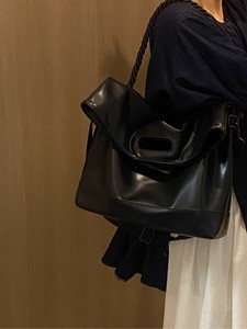 Bolso de <span class=keywords><strong>Mujer</strong></span> de Cuero Suave de Alta Calidad, Gran Capacidad, Diseño Simple, Bolso Tote de Hombro para Estudiantes - Product Image 2