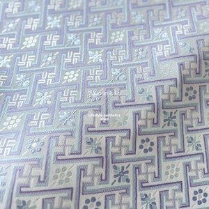 [Ni <span class=keywords><strong>Jin</strong></span> Wan <span class=keywords><strong>Zhang</strong></span>] Tessuto Jacquard Blu-Viola con Motivo Wanjie per Ragazze, Nuovo Stile Cinese, 100% Acrilico - Product Image 4