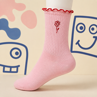 Chaussettes de mode pour femmes en gros, design en coton à volants, chaussettes de sport personnalisées avec logo de marque pour filles et dames