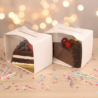 Boîte de découpe de gâteaux portable transparente multicouche avec logo personnalisé pour l'emballage de gâteaux, sushis, nouilles et pâtisseries (triangle)