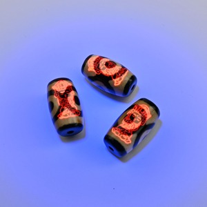 11*20Mm Vô Hình Nhấp Nháy <span class=keywords><strong>Rulai</strong></span> Đen Tinh Khiết Tây Tạng Agate Dzi Hạt - Product Image 3