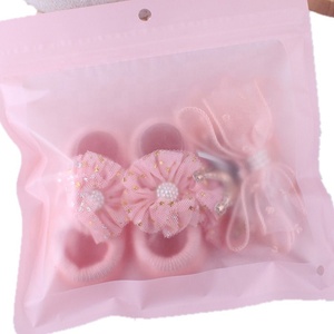 3D mignon personnalisé mince tricoté antidérapant à volants bébé chaussettes et bandeau ensemble décontracté nouveau-né garçon et fille été essentiels - Product Image 5